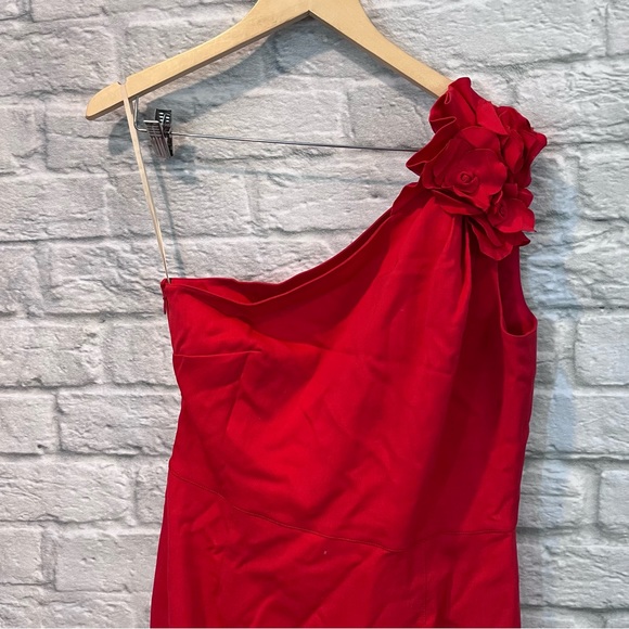 Valentino Techno Couture SZ 10 Red One Shoulder Flower Detail Knee Length Dress - Picture 3 of 14
